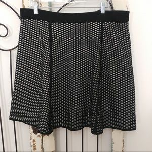 Ann Taylor black white skirt size XL